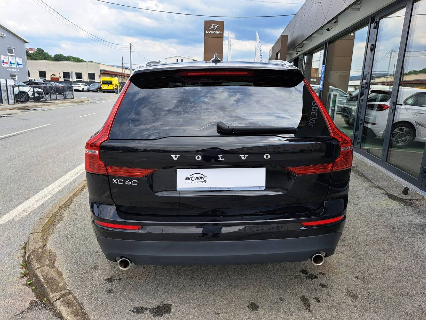 Volvo XC60 B4 Momentum AWD A/T