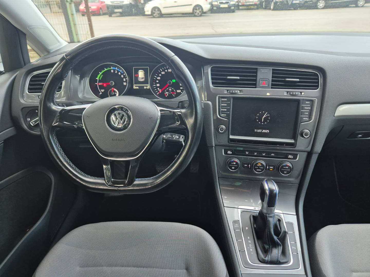 Volkswagen Golf e