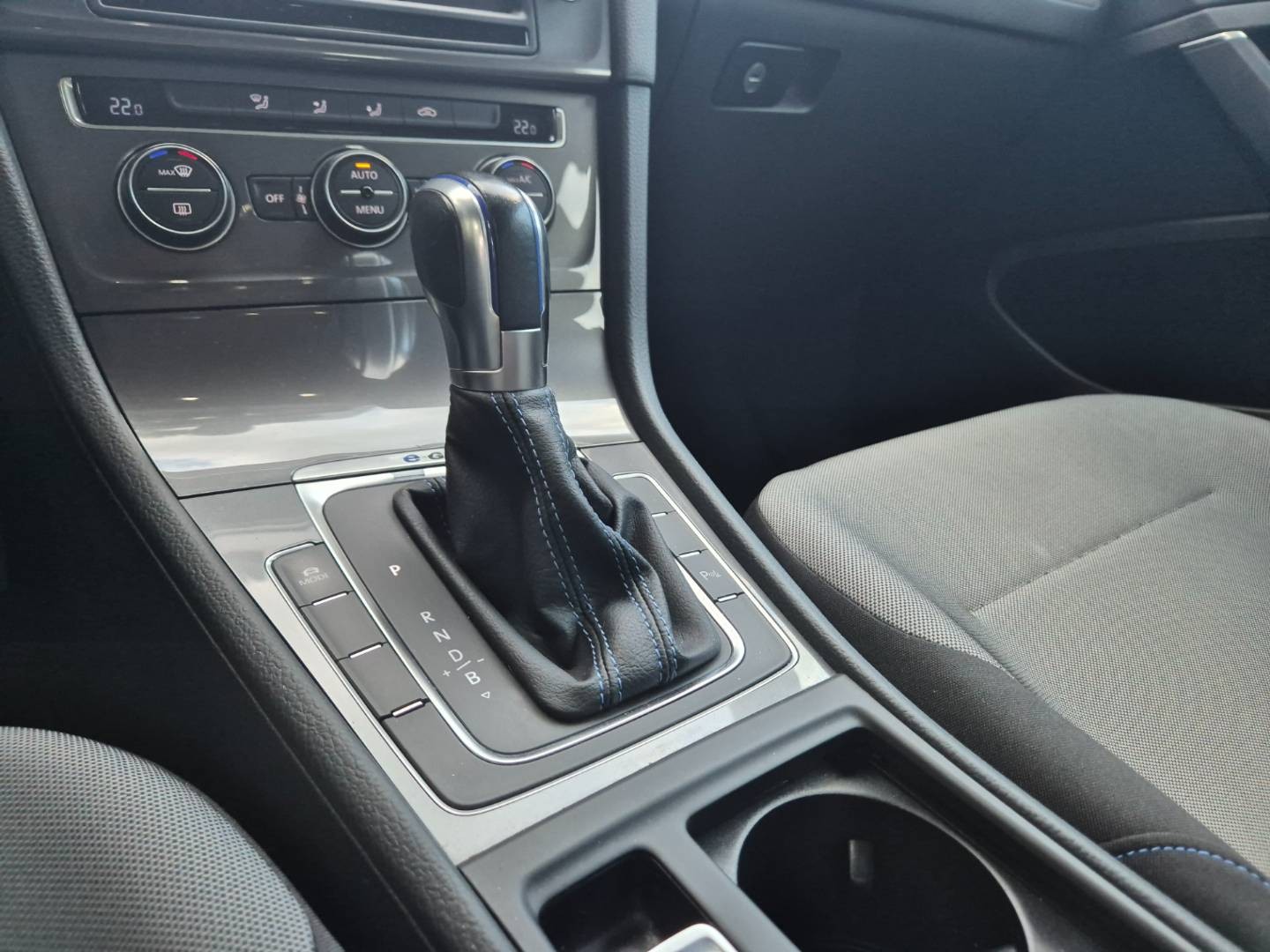 Volkswagen Golf e