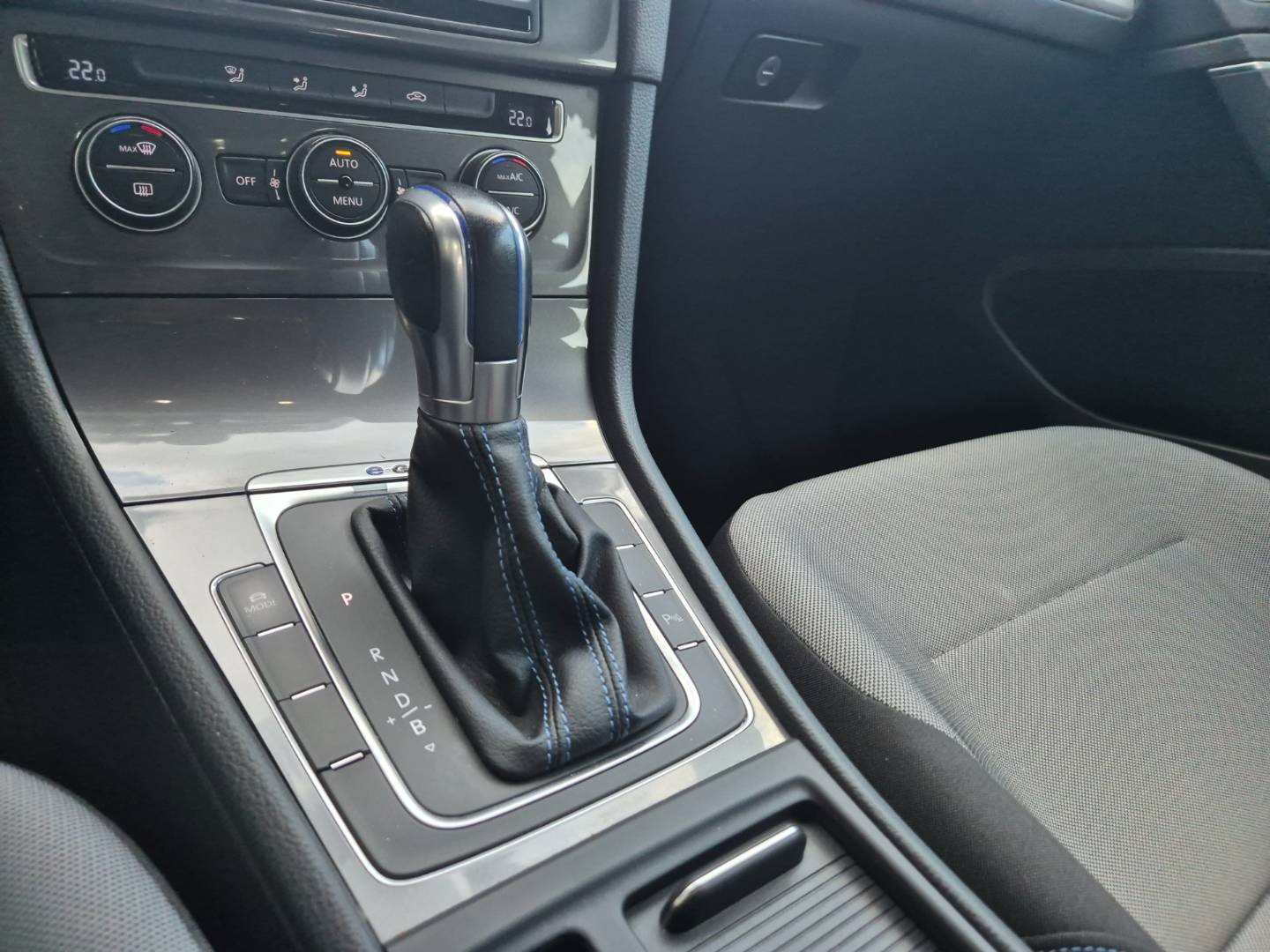 Volkswagen Golf e
