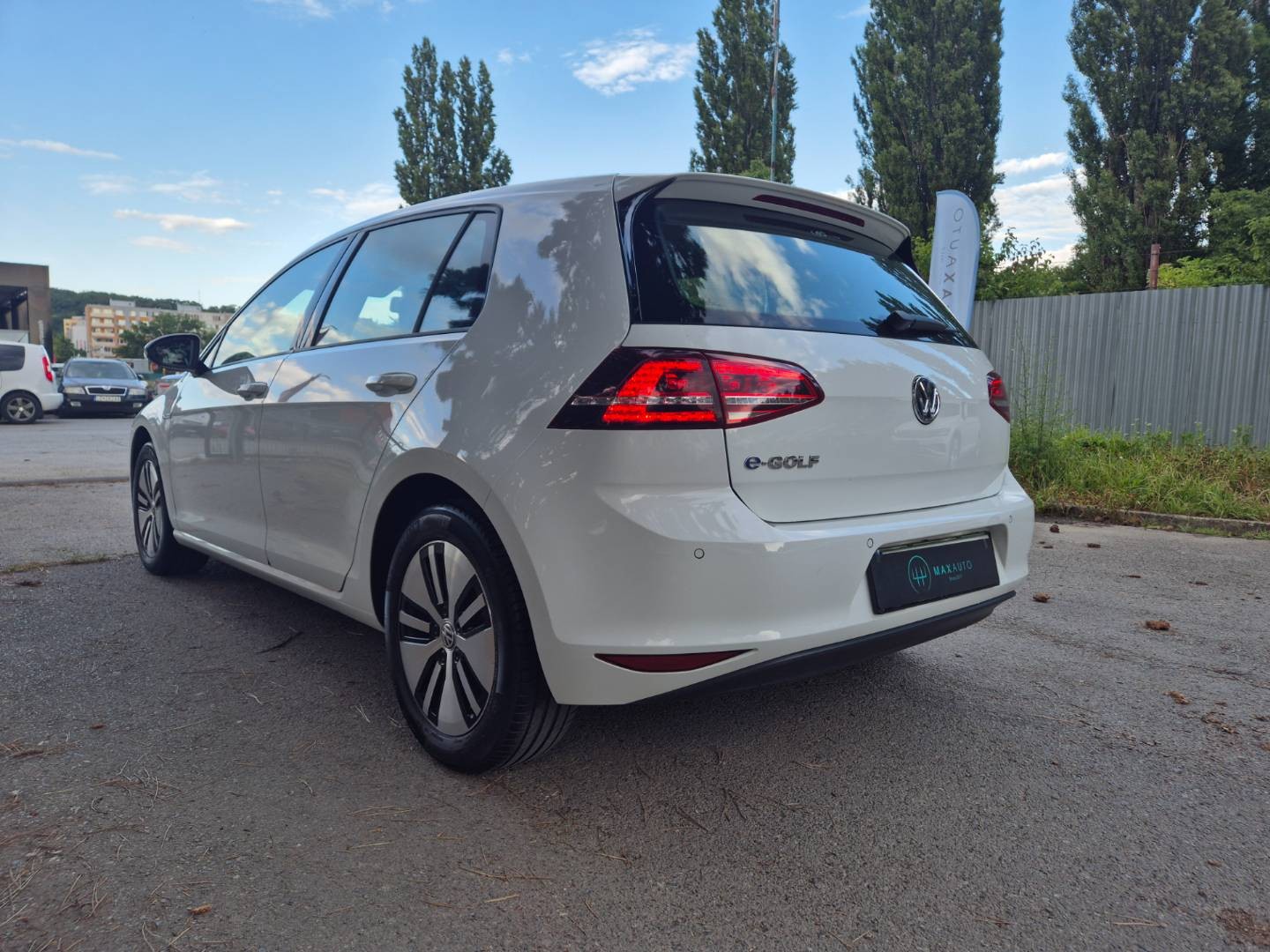 Volkswagen Golf e