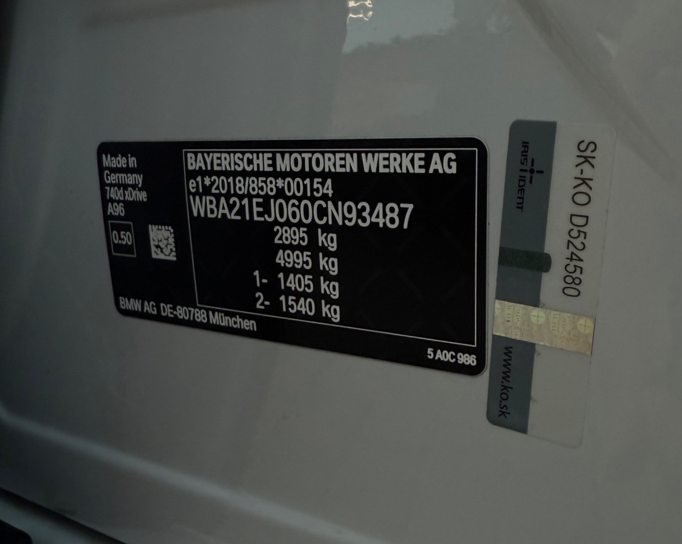 BMW Rad 7 740d mHEV x-Drive A/T Individual Edition SK ŠPZ