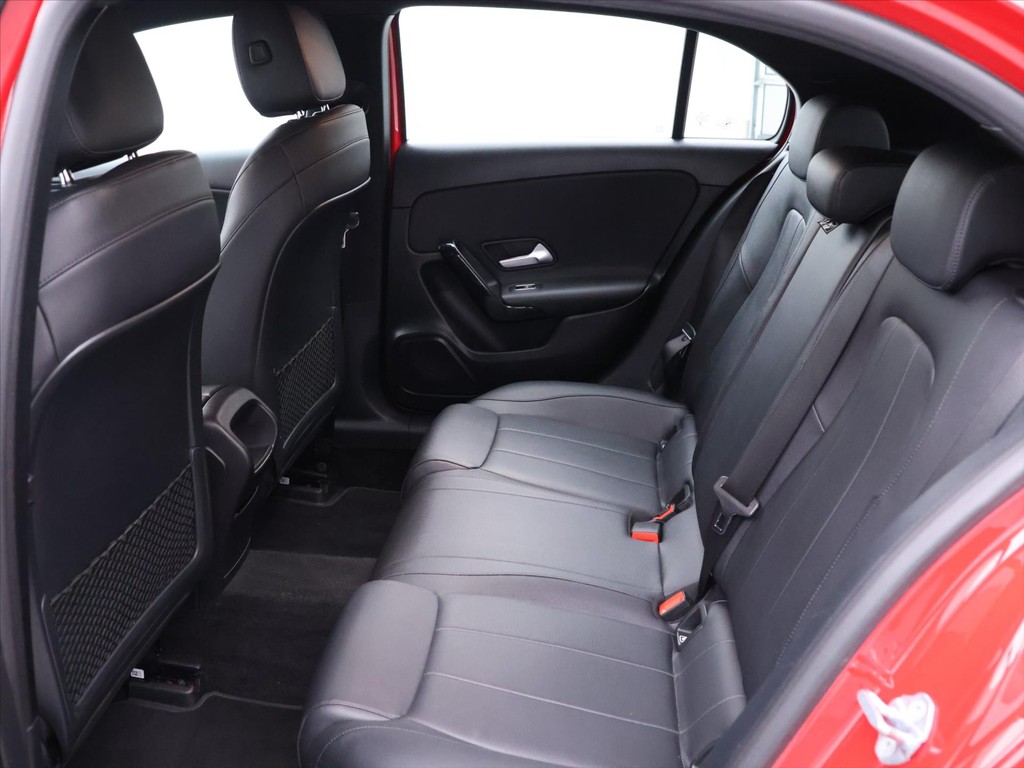 Mercedes A trieda 3 85