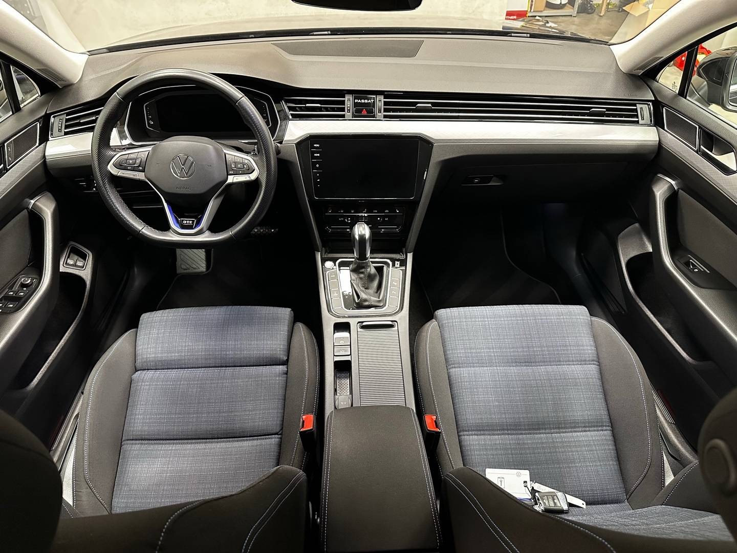 Volkswagen Passat Variant 1.4 TSI 160kw GTE MATRIX FULL LED, Virtuál, Masáž, Webasto, ACC