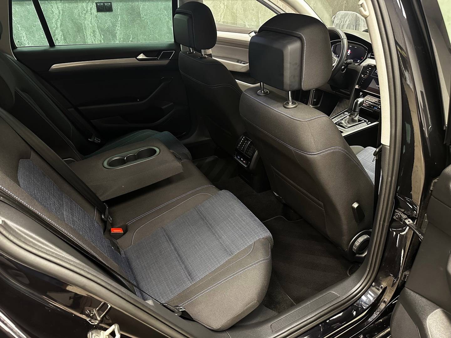 Volkswagen Passat Variant 1.4 TSI 160kw GTE MATRIX FULL LED, Virtuál, Masáž, Webasto, ACC