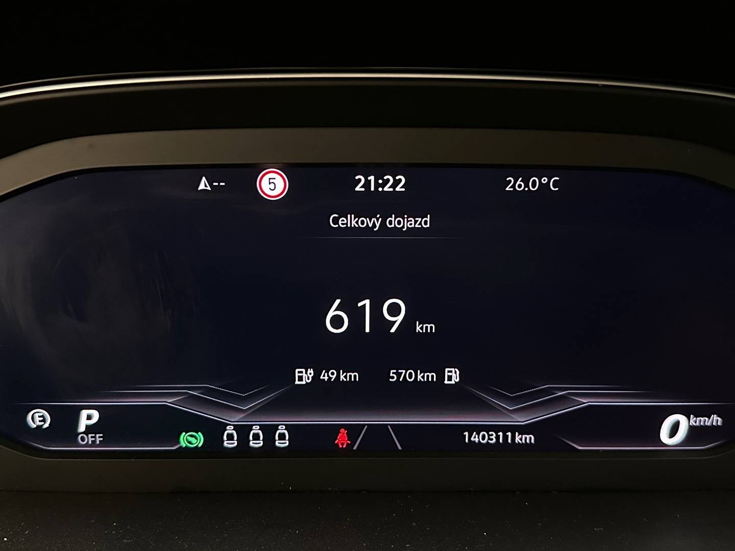 Volkswagen Passat Variant 1.4 TSI 160kw GTE MATRIX FULL LED, Virtuál, Masáž, Webasto, ACC