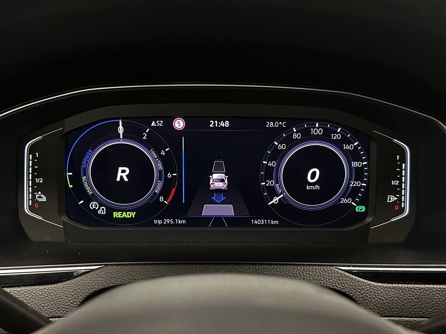 Volkswagen Passat Variant 1.4 TSI 160kw GTE MATRIX FULL LED, Virtuál, Masáž, Webasto, ACC