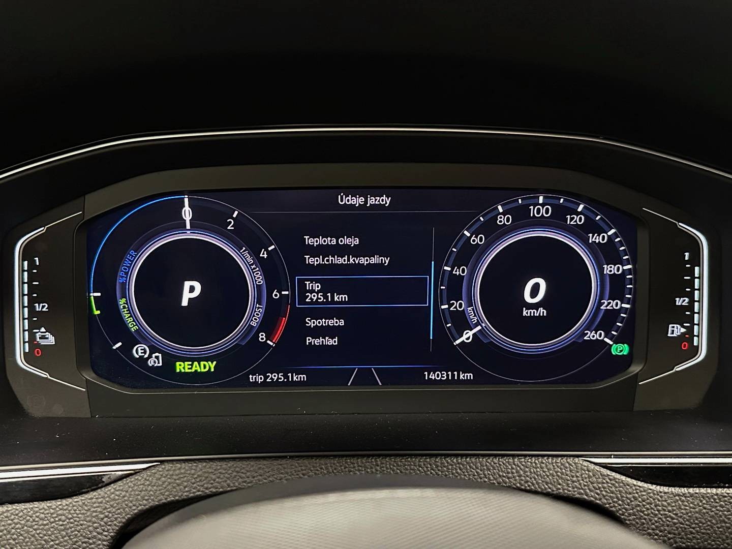 Volkswagen Passat Variant 1.4 TSI 160kw GTE MATRIX FULL LED, Virtuál, Masáž, Webasto, ACC