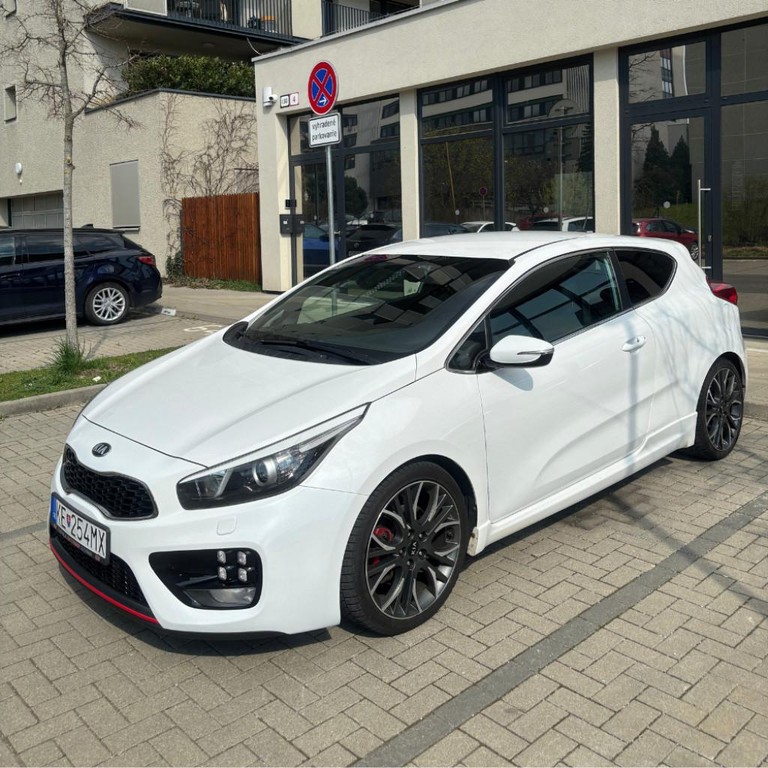 KIA Pro_cee’d GT 150kw 3 dv.
