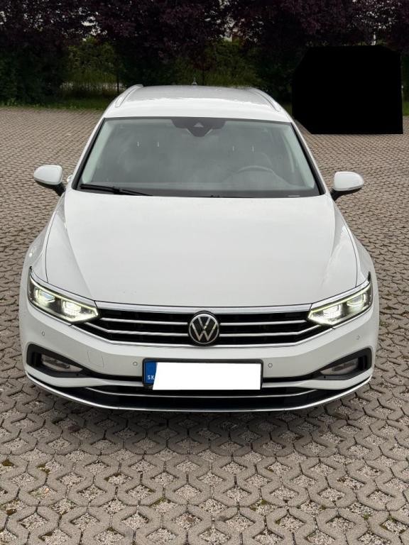 Volkswagen Passat Variant 2.0 TDI EVO Business DSG Kupene v SR