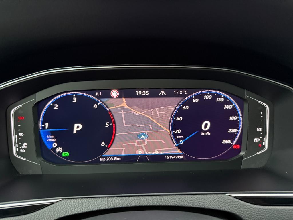 Volkswagen Passat Variant 2.0 TDI EVO Business DSG Kupene v SR