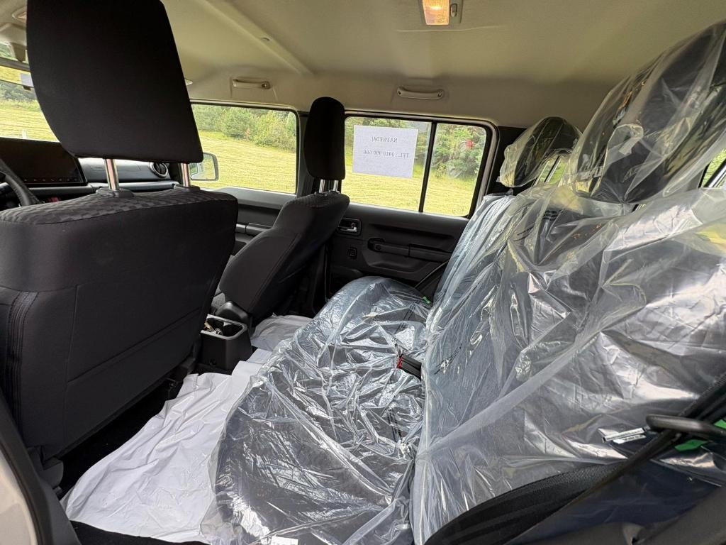 Suzuki Jimny Combi 75kw Automat