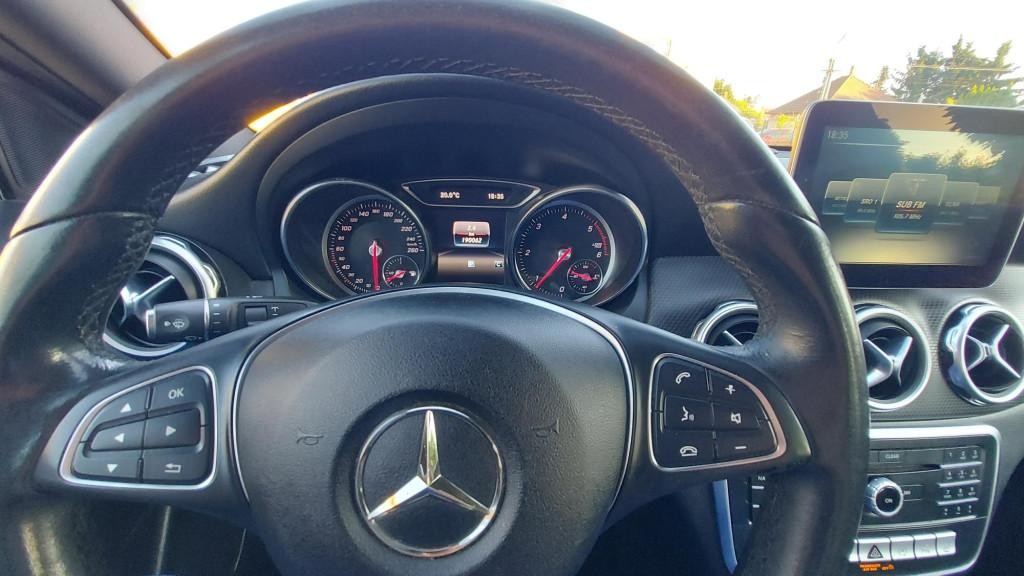 Mercedes GLA trieda SUV/Combi 80kw Manuál