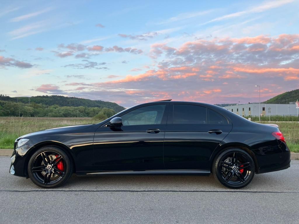 Mercedes E trieda Mercedes Benz E Classe AMG Black Line