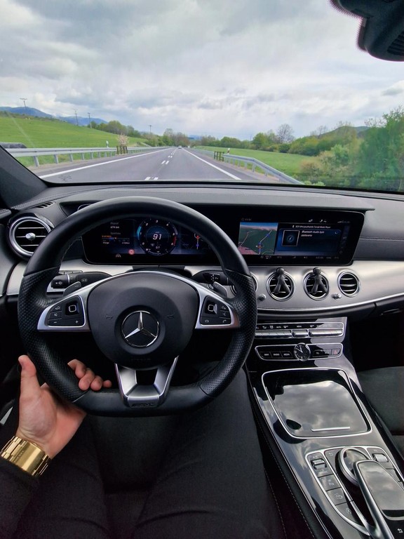 Mercedes E trieda Mercedes Benz E Classe AMG Black Line