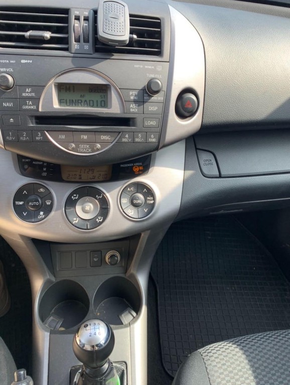 Toyota RAV4 2.2 D-4D 135 Base