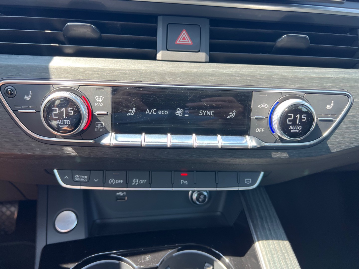 Audi A4 Avant 35 2.0 TDI Advanced S tronic