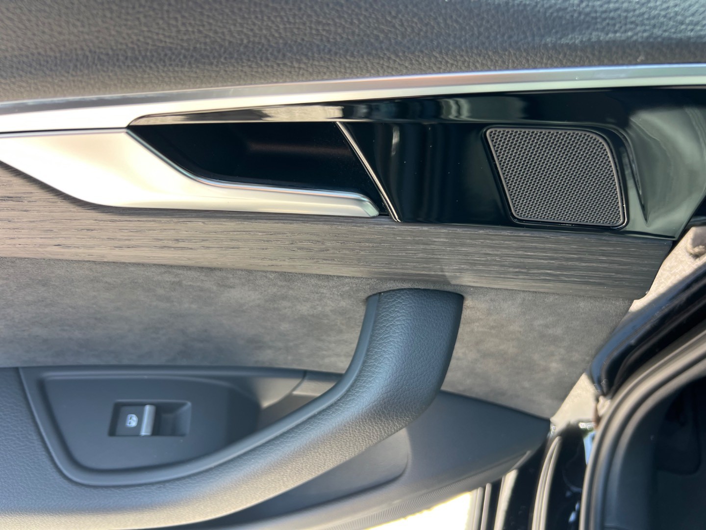 Audi A4 Avant 35 2.0 TDI Advanced S tronic