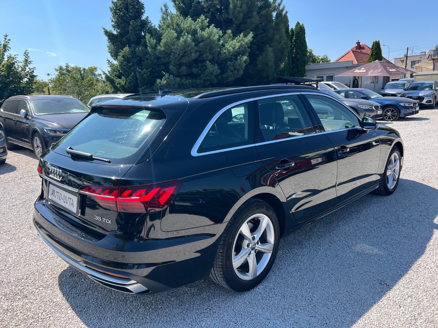 Audi A4 Avant 35 2.0 TDI Advanced S tronic