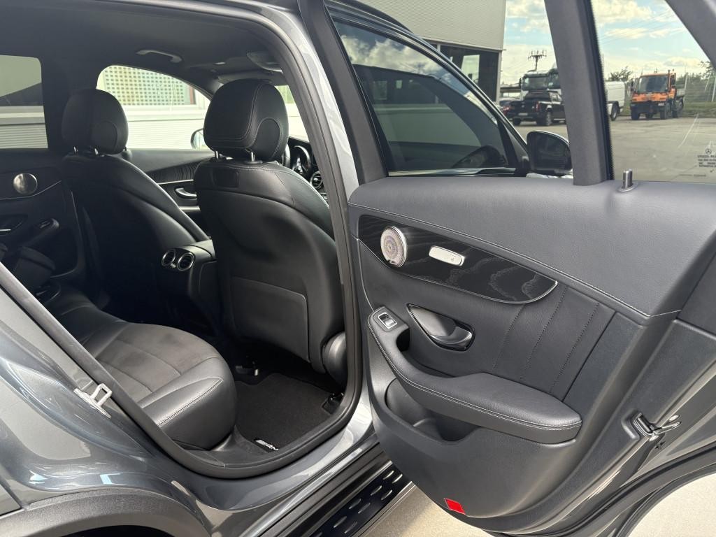 Mercedes GLC 250d 4MATIC A/T AMG night packet