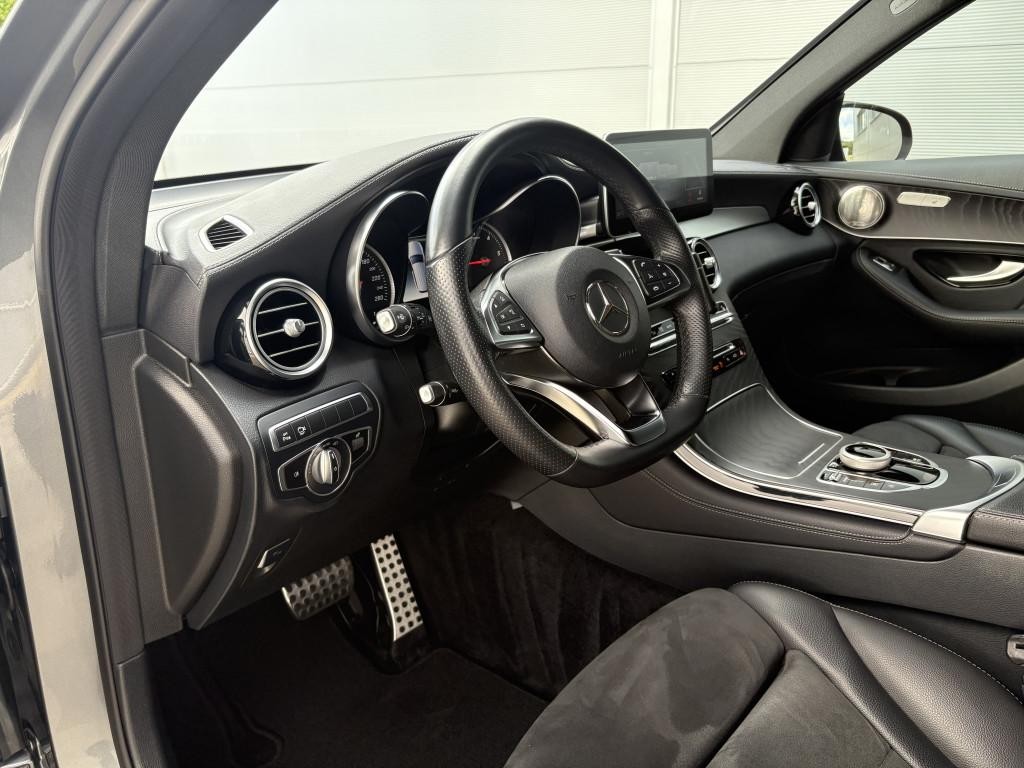 Mercedes GLC 250d 4MATIC A/T AMG night packet
