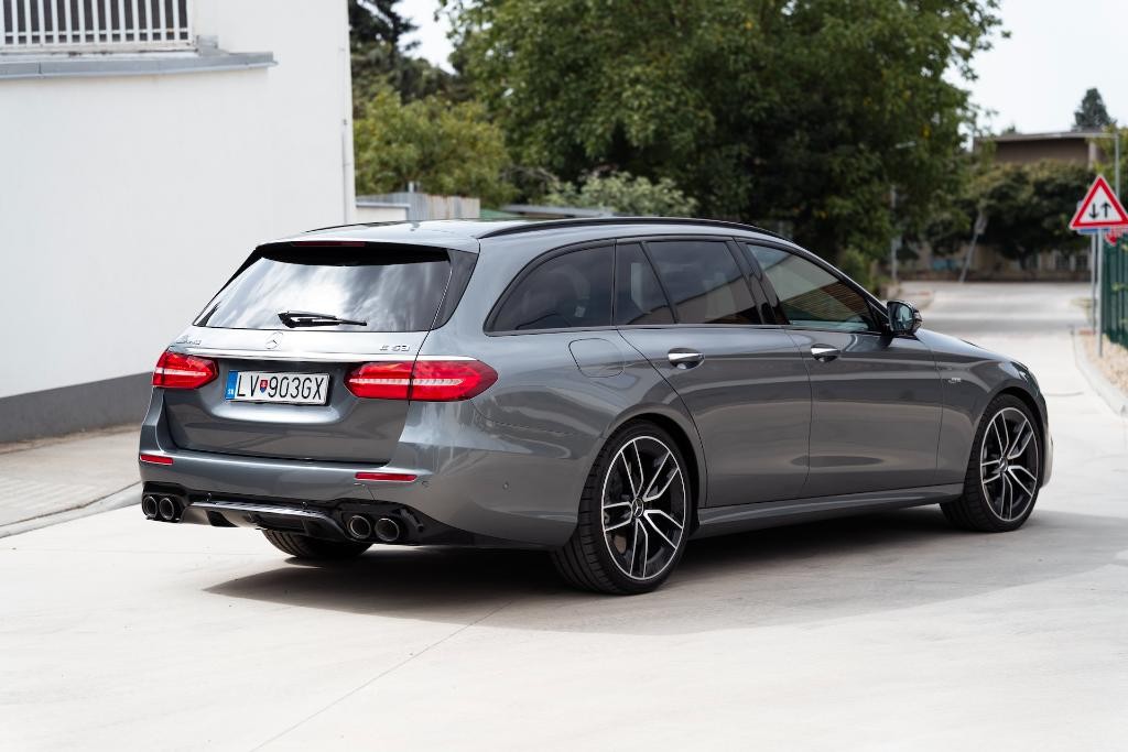 Mercedes E trieda T Mercedes-AMG E 53 4MATIC+ A/T