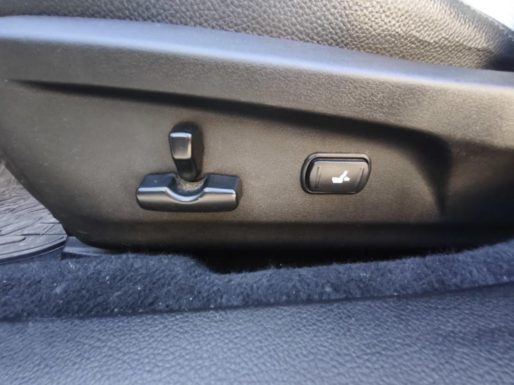 Subaru Outback 2.0 D  EXCLUSIVE
