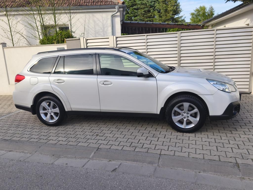 Subaru Outback 2.0 D  EXCLUSIVE
