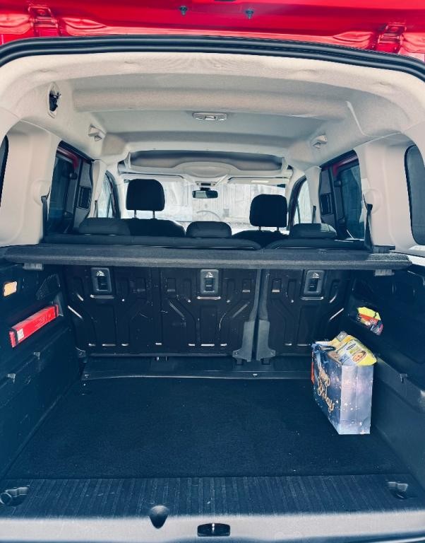 Peugeot Rifter 1.5 BlueHDi 96 kW. Active. 2019. 110 000. A/T