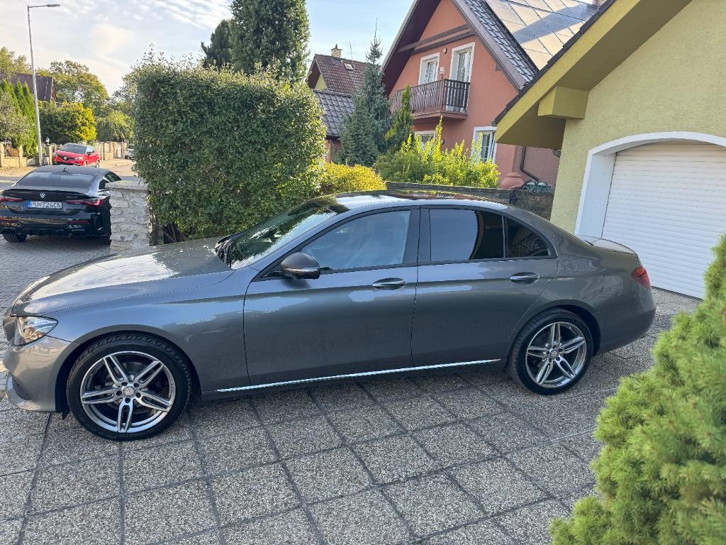 Mercedes E trieda 220 d A/T Avantgarde