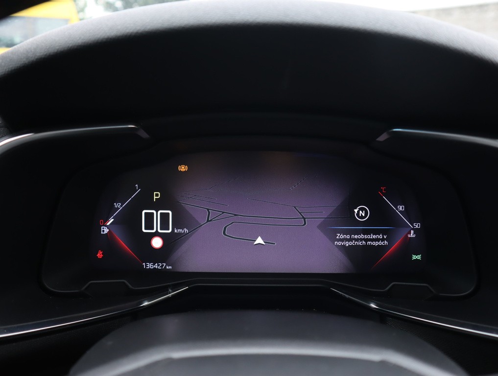 Citroen 7 Crossback Performance Line 2.0 BlueHDI vykonny motor, ojedinela vybava