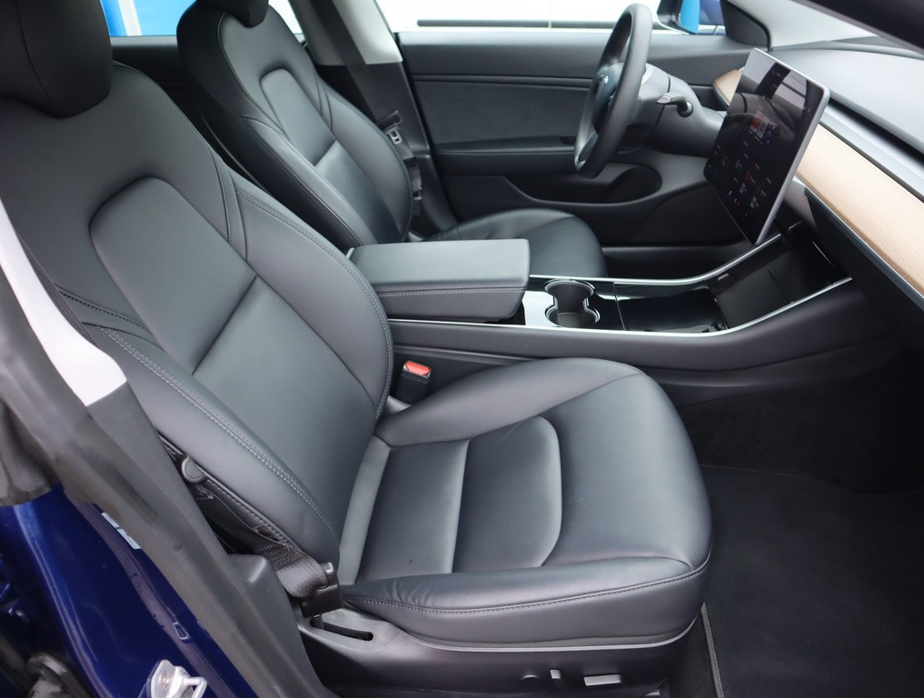 Tesla Model 3 Long Range 4WD 78kWh SoH 78%, elektromobil