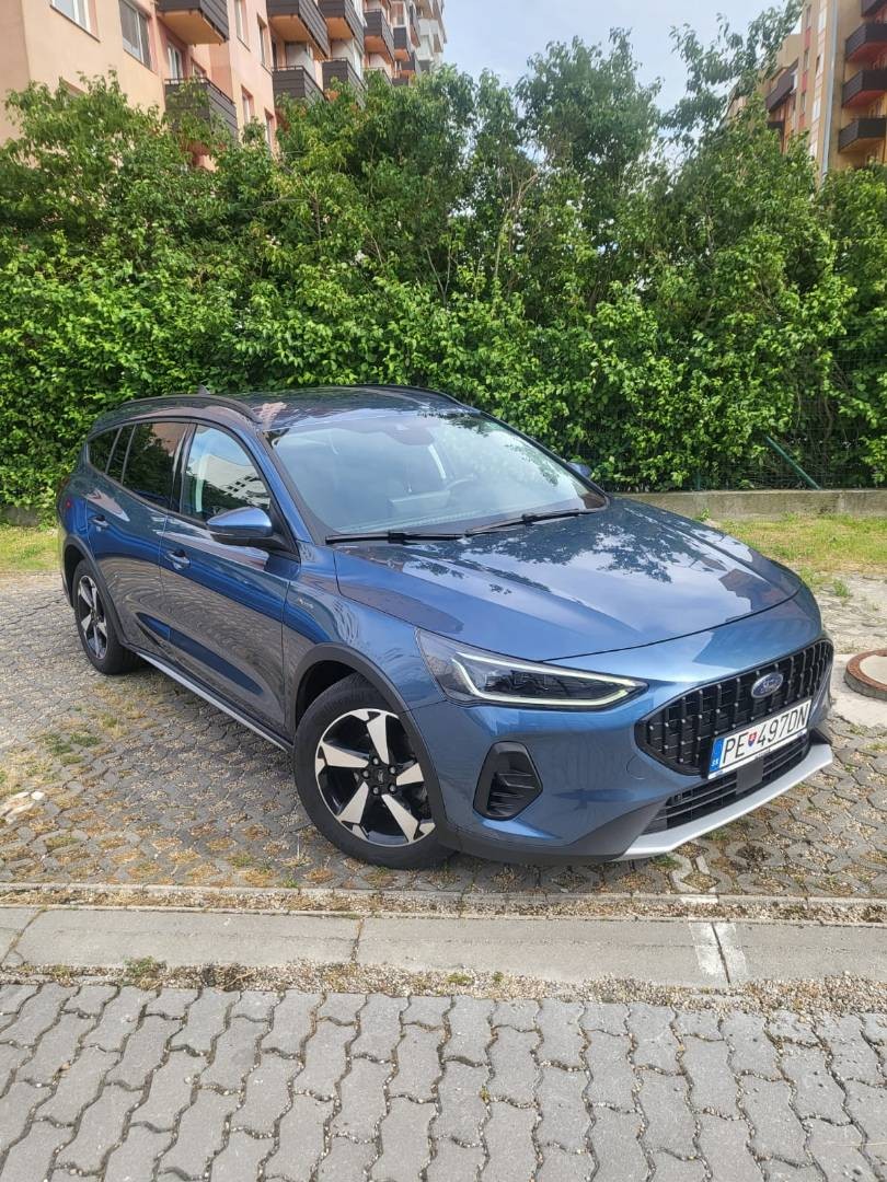 Ford Focus Kombi 1.0 EcoBoost mHEV Active A/T