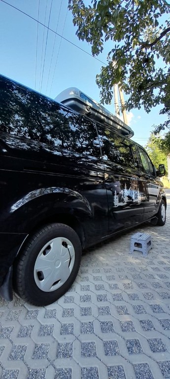 Ford Customs Tranzit 2L