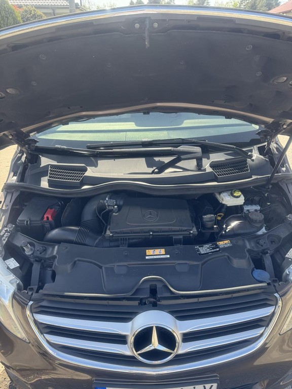 Mercedes V trieda 220 d lang Avantgarde 4MATIC