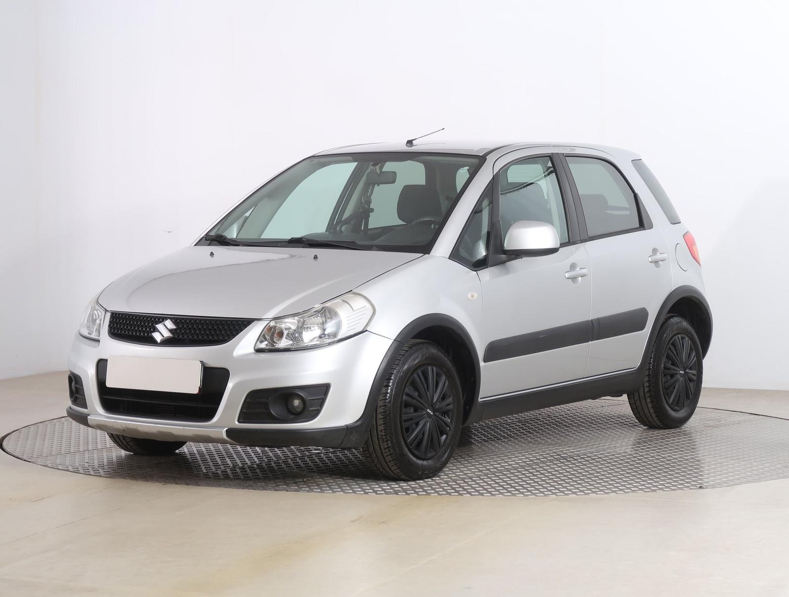 Suzuki SX4 1.5 i, SR,2.maj, Serv.kniha, Klíma