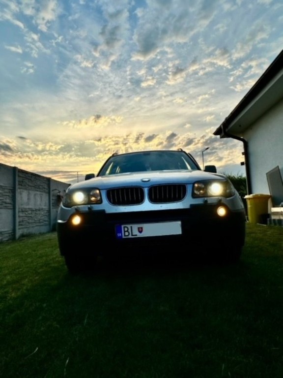 Predám BMW X3 3d, 150kW, dočasne odhlásené