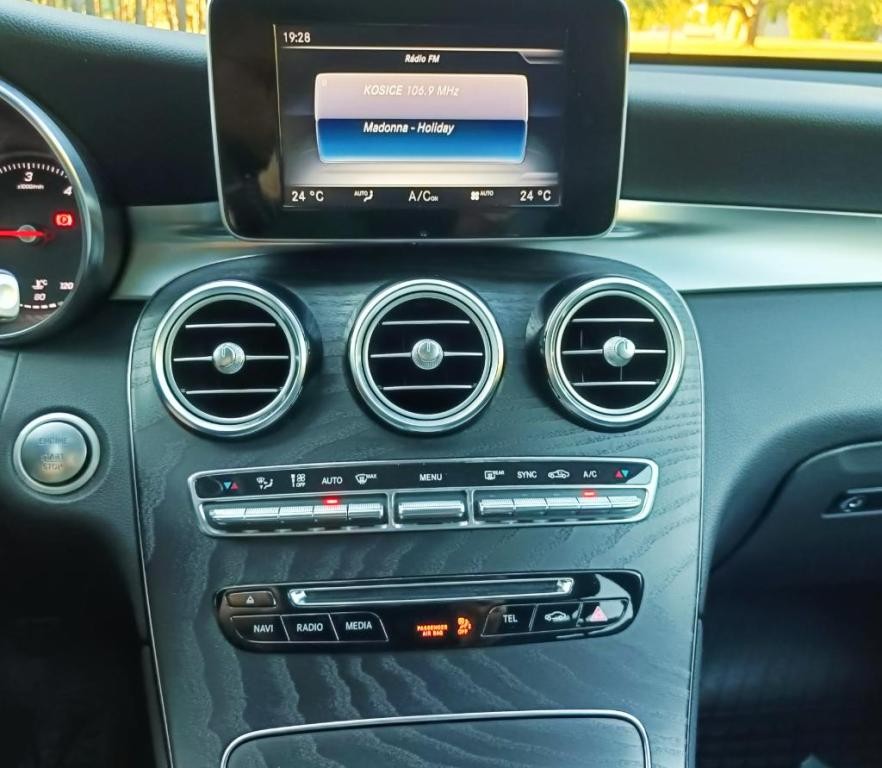 Mercedes GLC 250d 4MATIC A/T - AMG LINE