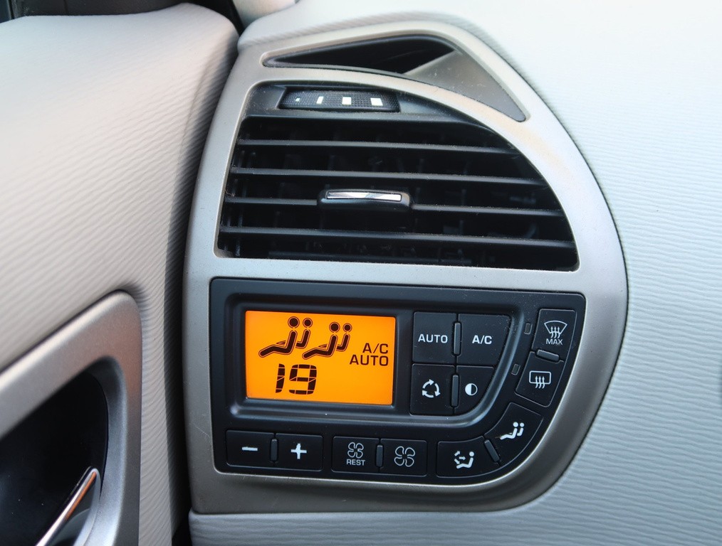 Citroen C4 Picasso 1.6 HDi Tempomat, Park. senzory