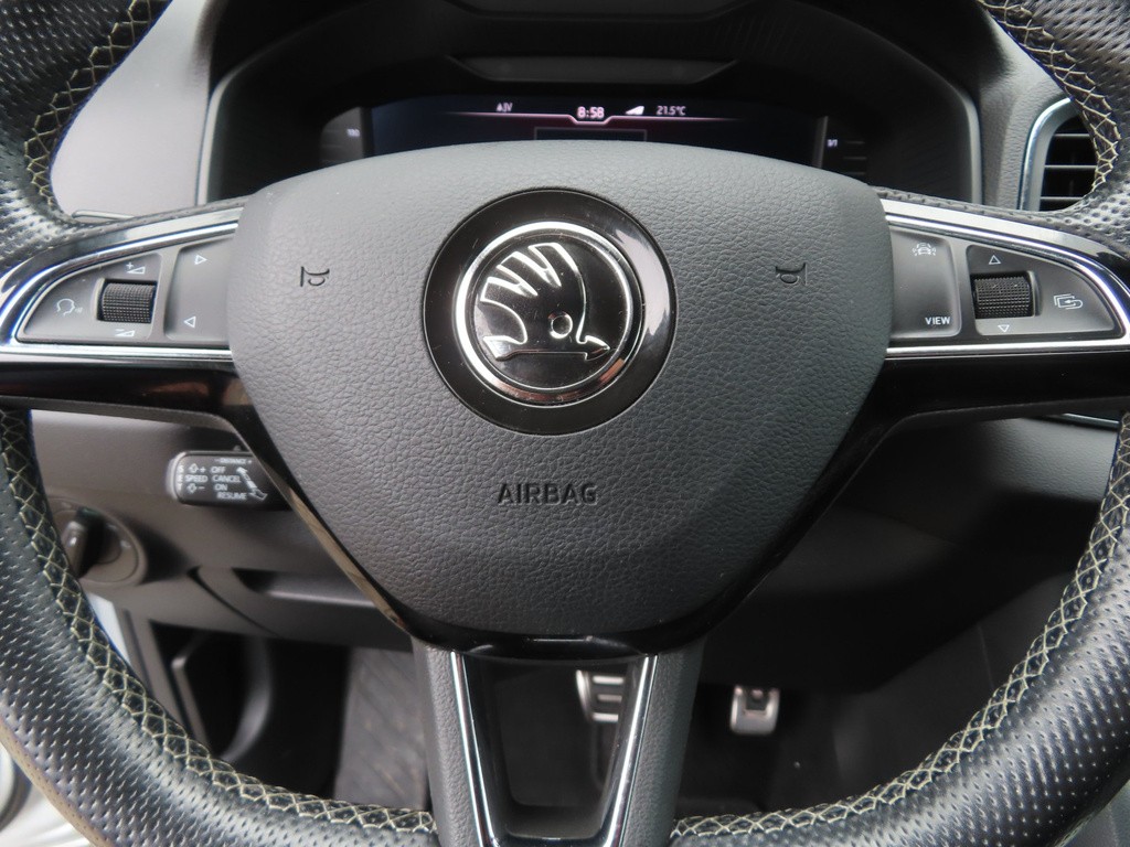 Skoda Karoq Sportline 1.6 TDI ŠKODA KAROQ SPOTLINE S DSG