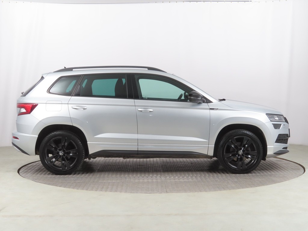 Skoda Karoq Sportline 1.6 TDI ŠKODA KAROQ SPOTLINE S DSG