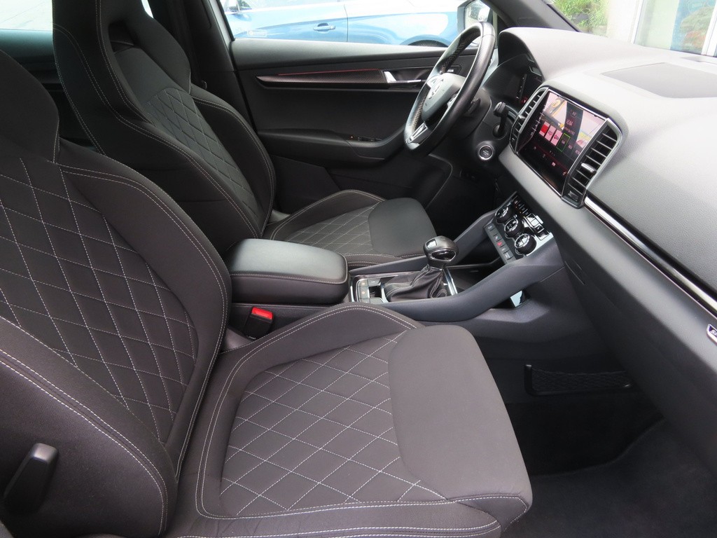 Skoda Karoq Sportline 1.6 TDI ŠKODA KAROQ SPOTLINE S DSG