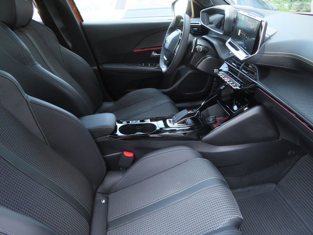 Peugeot 2008 GT Line 1.5 BlueHDi Diesel