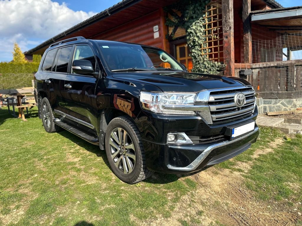 Toyota Land Cruiser V8 4.5 I D-4D Lux+