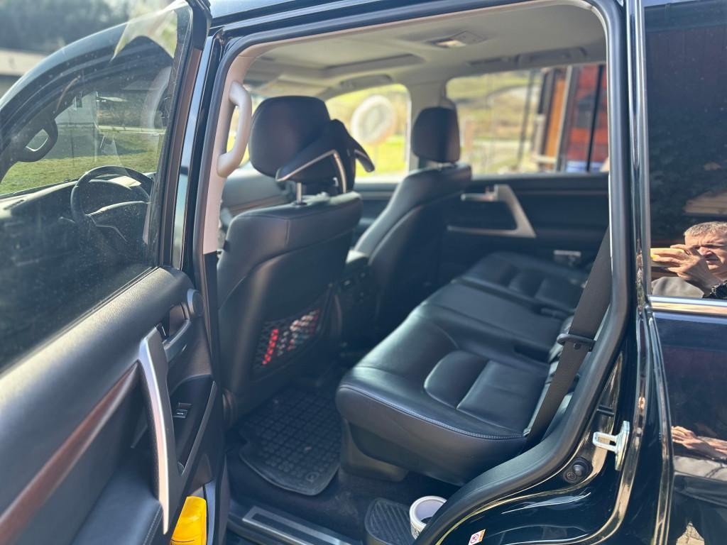Toyota Land Cruiser V8 4.5 I D-4D Lux+