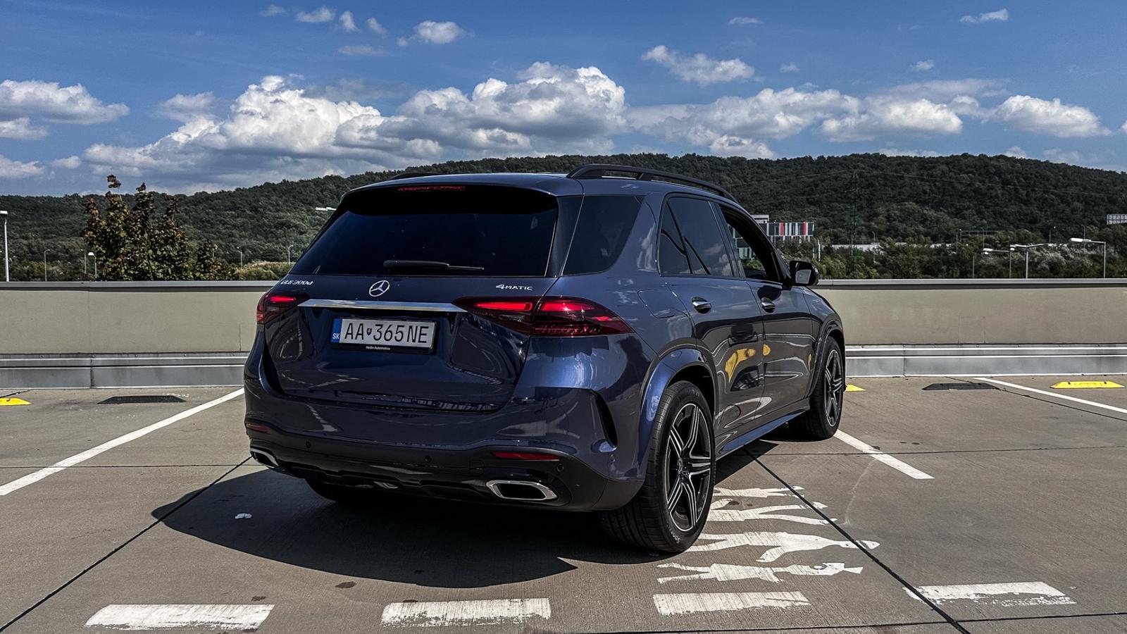 Mercedes-Benz GLE Trieda Diesel AMG Line 290 Koní | V ZÁRUKE,  300d