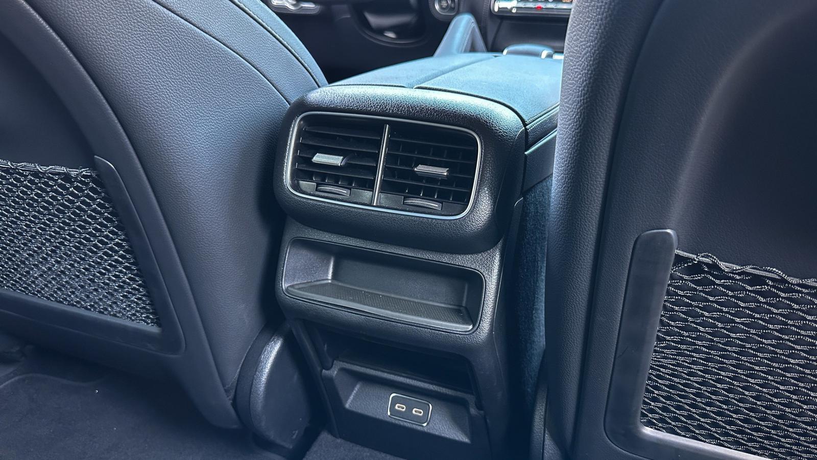 Mercedes-Benz GLE Trieda Diesel AMG Line 290 Koní | V ZÁRUKE,  300d