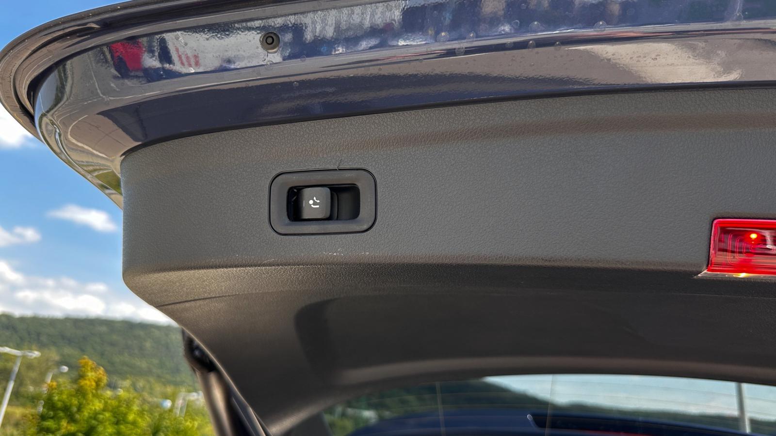 Mercedes-Benz GLE Trieda Diesel AMG Line 290 Koní | V ZÁRUKE,  300d