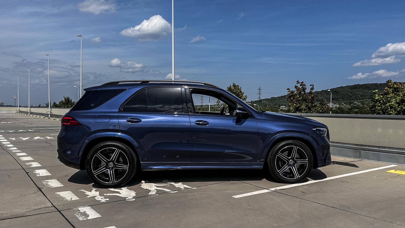 Mercedes-Benz GLE Trieda Diesel AMG Line 290 Koní | V ZÁRUKE,  300d