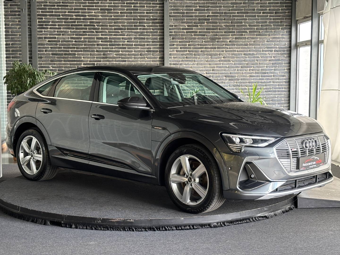 Audi E-tron 50 quattro S line